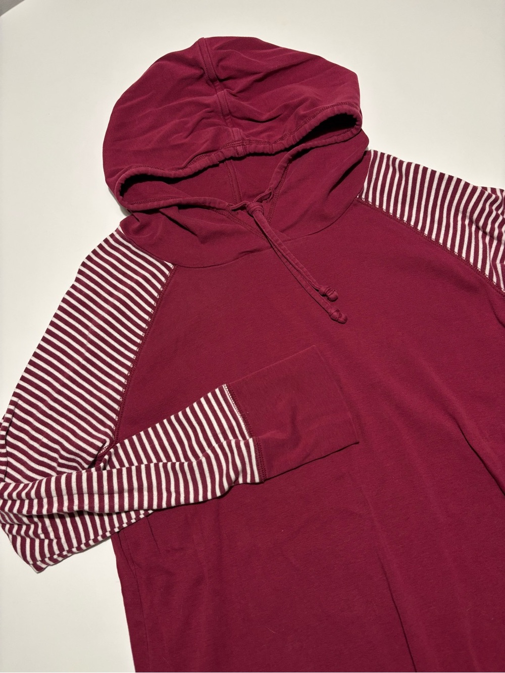 Eddie Bauer Maroon Red & White Lightweight Cotton Long Sleeve Hoodie